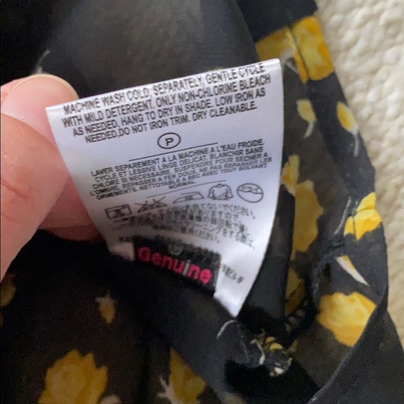 Volcom Blouse - Picture 5 of 5